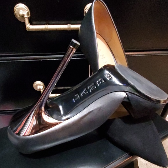 L.A.M.B. Heels - Picture 5 of 6